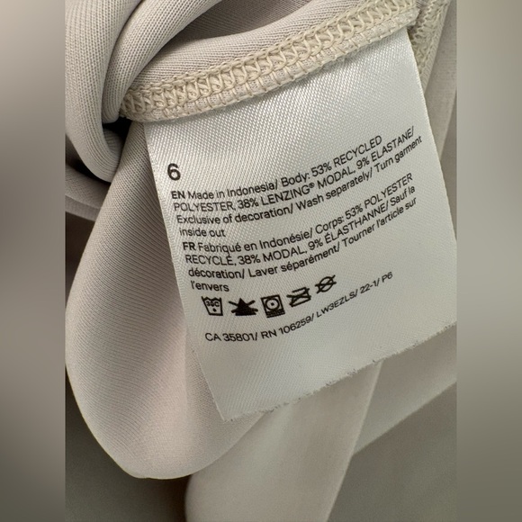 LULULEMON Softstreme Perfectly Oversized
Cropped Crew, size 6, neutral tan color - Picture 5 of 6